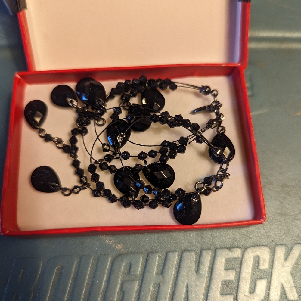 Avon teardrop wire hoop earrings in Redbox